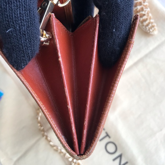 ✨Louis Vuitton Epi leather Preloved Wallet converted to a Wallet on a Chain - Picture 12 of 13